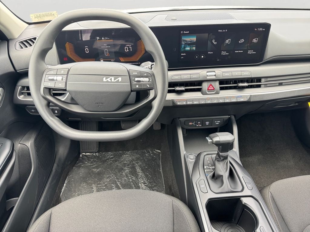 2026 Kia K4 LX