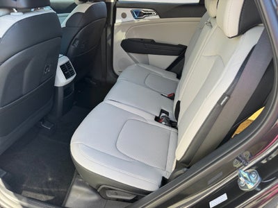 2027 Kia Sportage EX