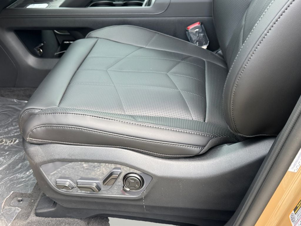 2027 Kia Telluride Hybrid Base