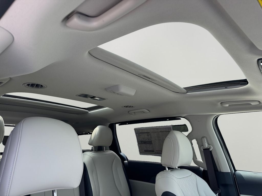 2026 Kia Carnival Hybrid SX