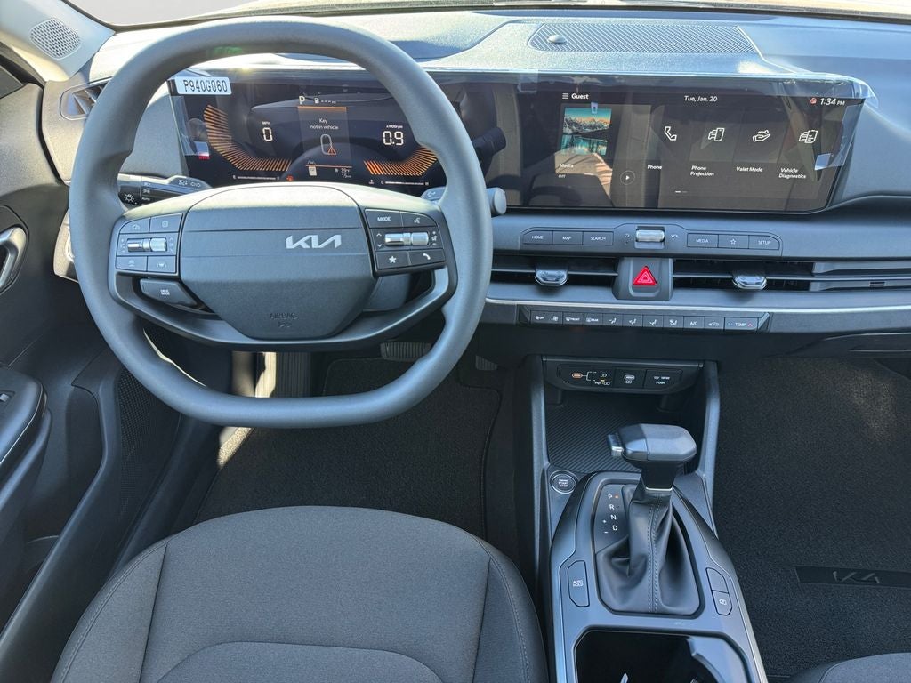 2026 Kia K4 LXS