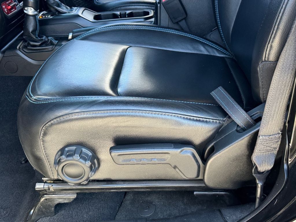 2022 Jeep Wrangler Unlimited Rubicon 4xe Sky One–Touch® Power–Top