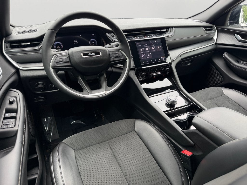 2023 Jeep Grand Cherokee Altitude X 4X4