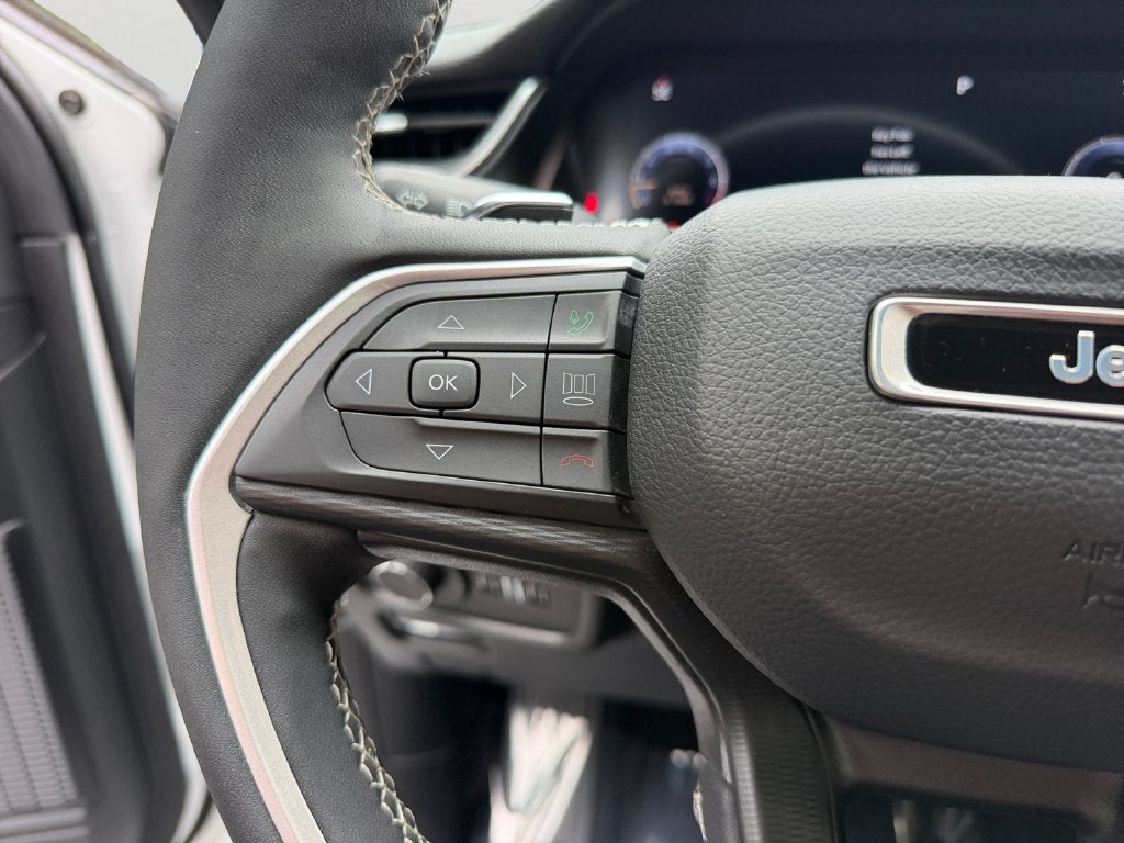 2023 Jeep Grand Cherokee Altitude X 4X4