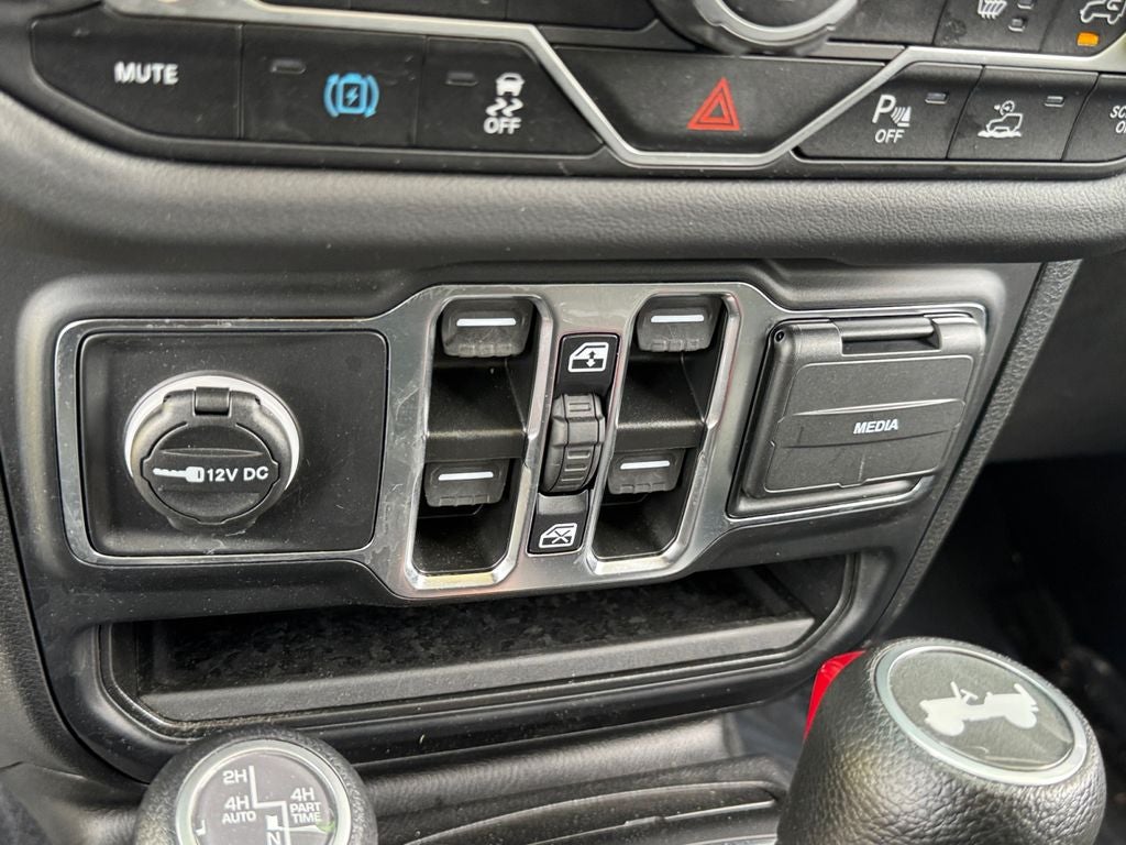 2024 Jeep Wrangler Sahara 4xe