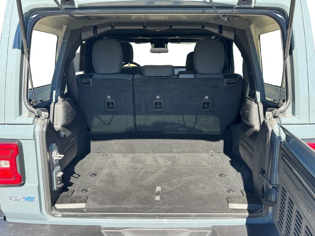 2024 Jeep Wrangler Sahara 4xe