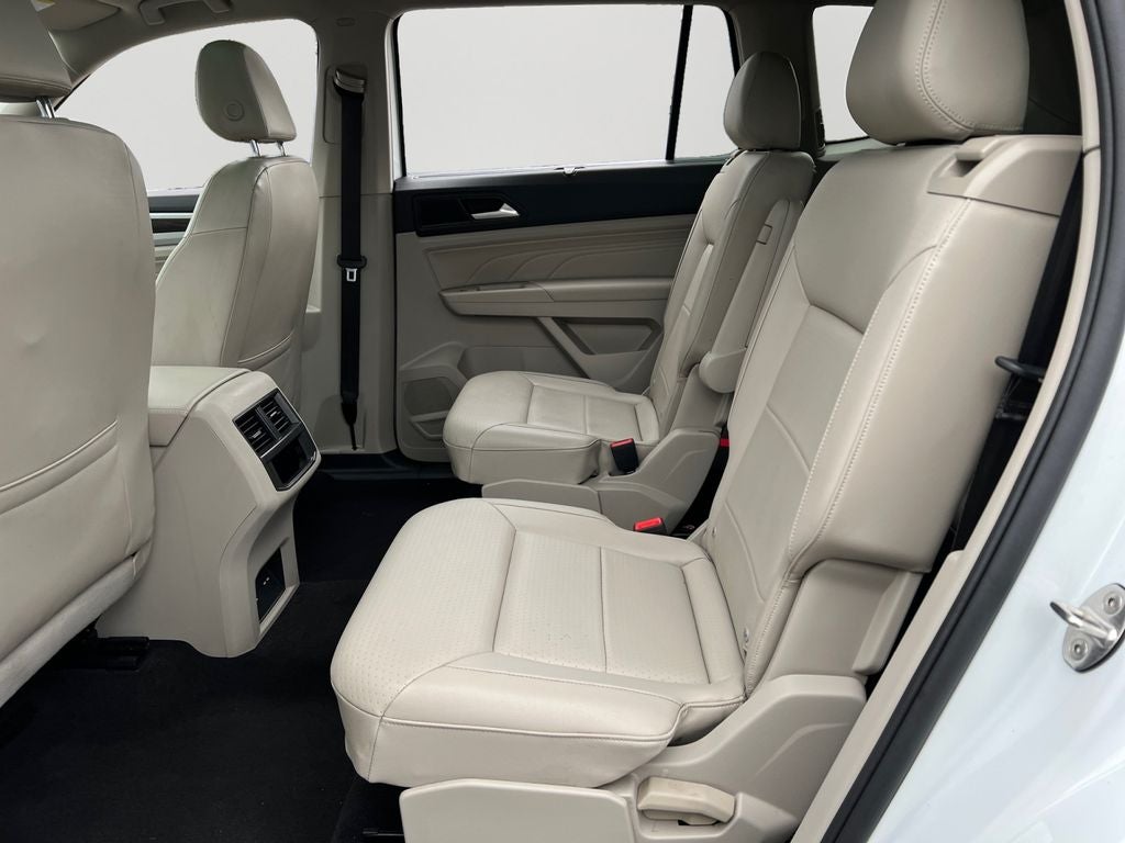 2022 Volkswagen Atlas 2.0T SE w/Technology