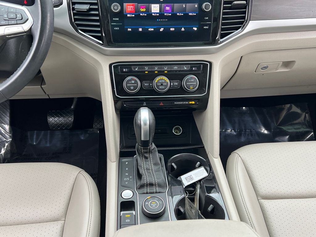 2022 Volkswagen Atlas 2.0T SE w/Technology