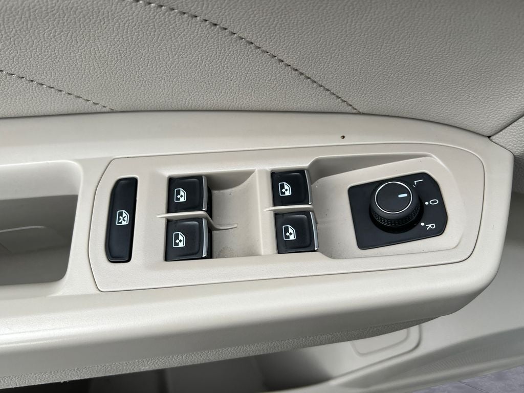 2022 Volkswagen Atlas 2.0T SE w/Technology