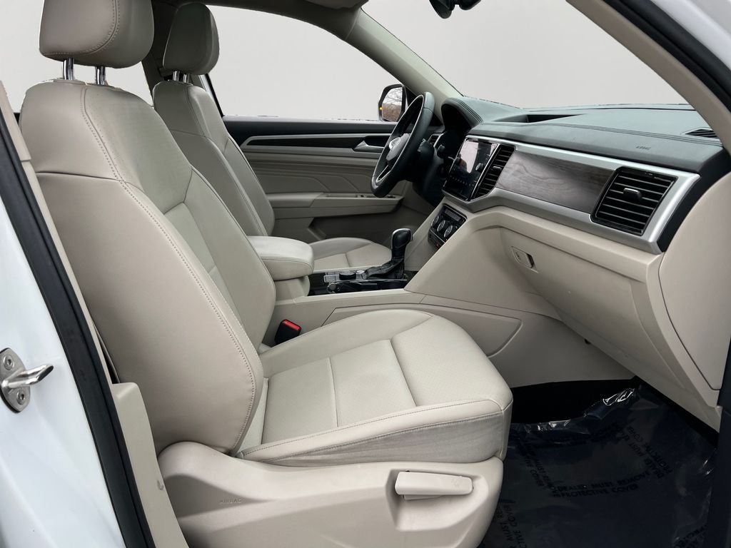 2022 Volkswagen Atlas 2.0T SE w/Technology