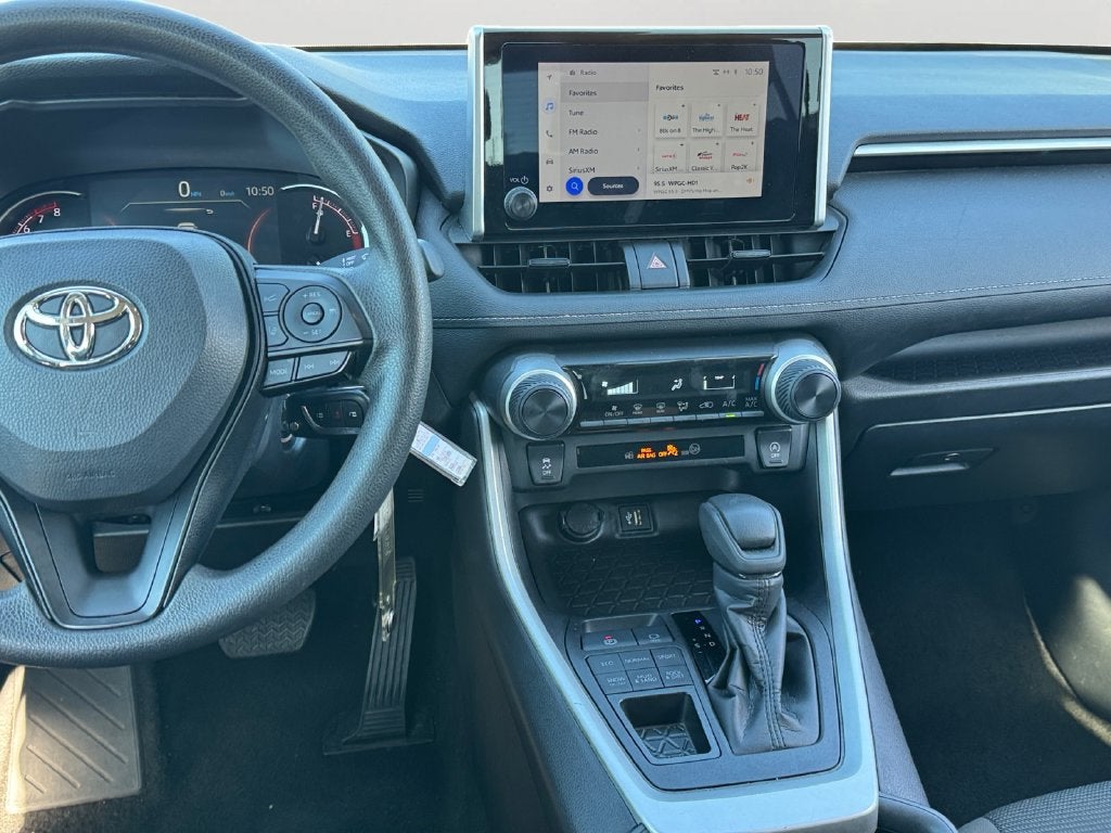 2025 Toyota RAV4 LE AWD