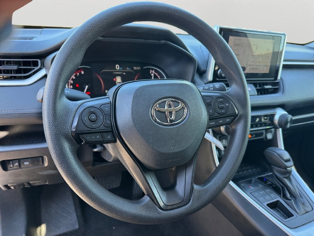 2025 Toyota RAV4 LE AWD