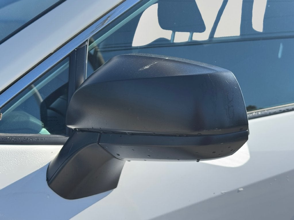 2025 Toyota RAV4 LE AWD