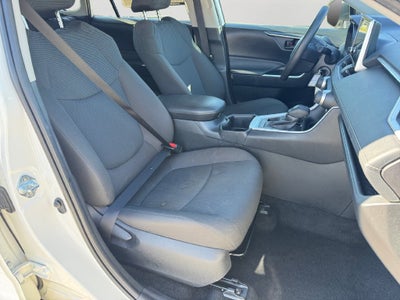 2025 Toyota RAV4 LE AWD