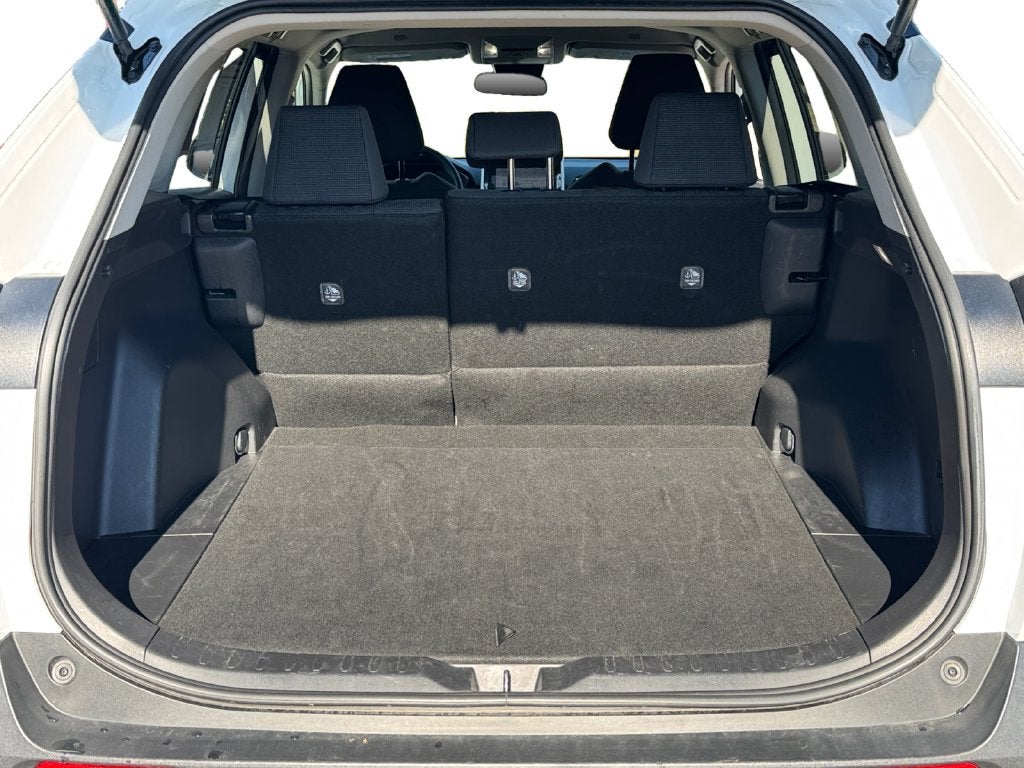 2025 Toyota RAV4 LE AWD