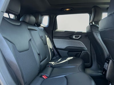2025 Jeep Compass Latitude Dual–Pane Panoramic