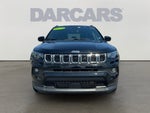 2025 Jeep Compass Latitude Dual–Pane Panoramic