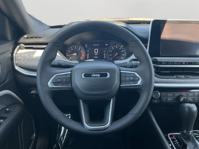 2025 Jeep Compass Latitude Dual–Pane Panoramic