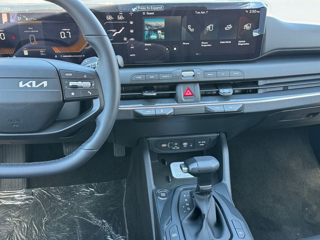 2026 Kia K4 EX