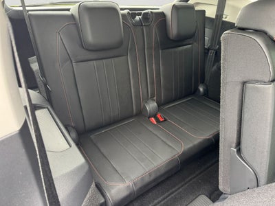 2024 Volkswagen Tiguan 2.0T Wolfsburg Edition
