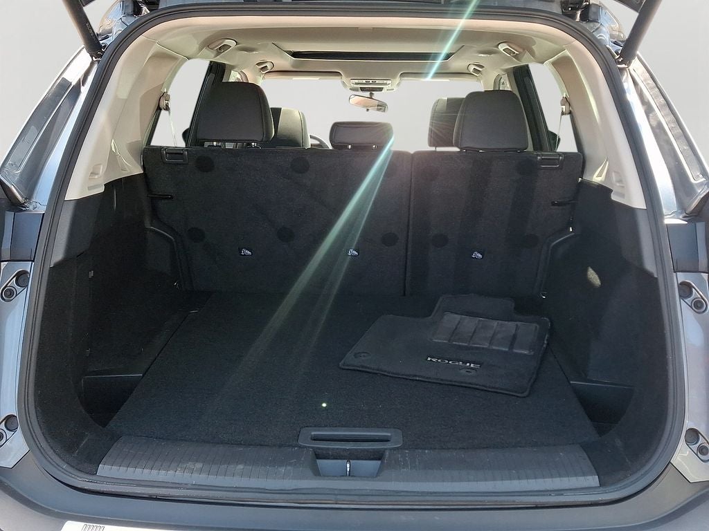 2023 Nissan Rogue SV Panoramic Moonroof