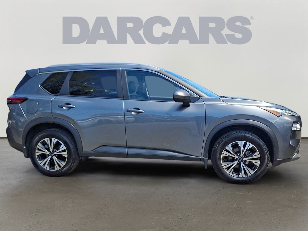 2023 Nissan Rogue SV Panoramic Moonroof