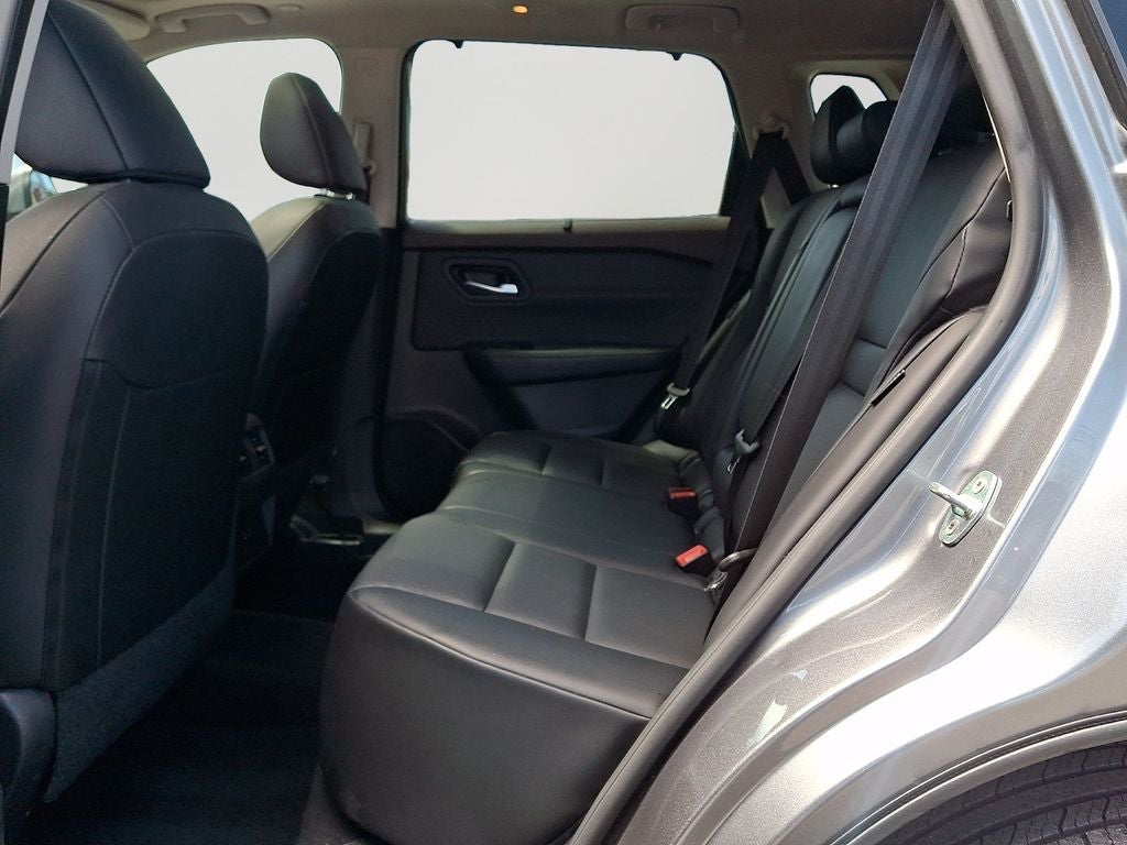 2023 Nissan Rogue SV Panoramic Moonroof