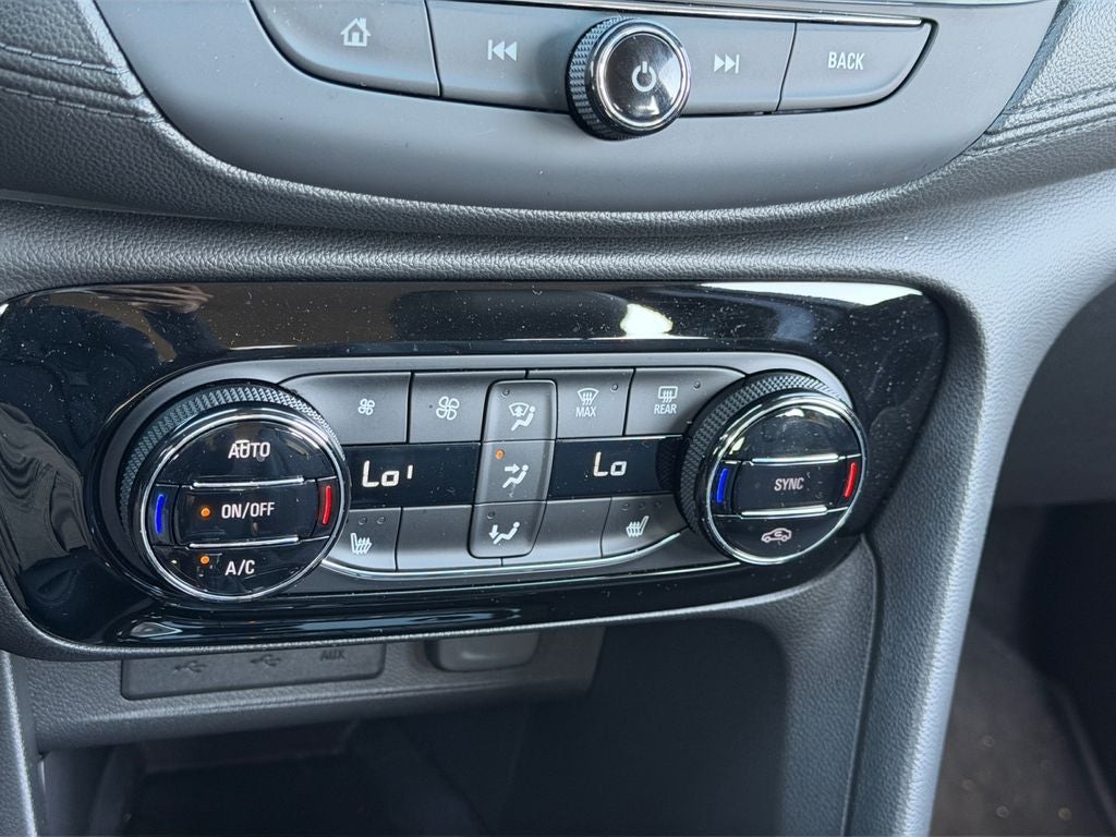 2022 Buick Encore GX Select