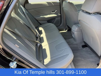2025 Hyundai Elantra SEL Sport