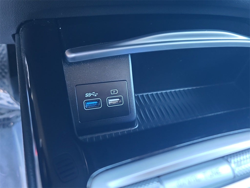 2023 Genesis G80 2.5T