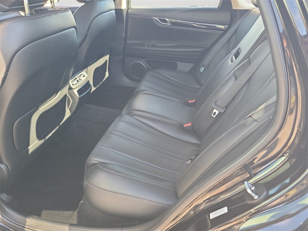 2023 Genesis G80 2.5T