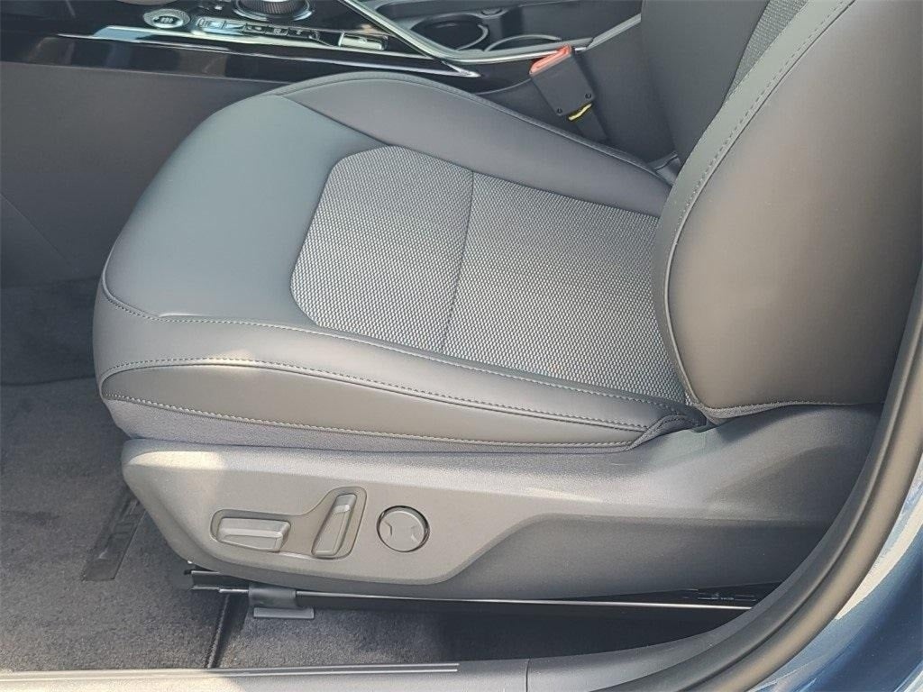 2025 Kia Niro Plug-In Hybrid EX