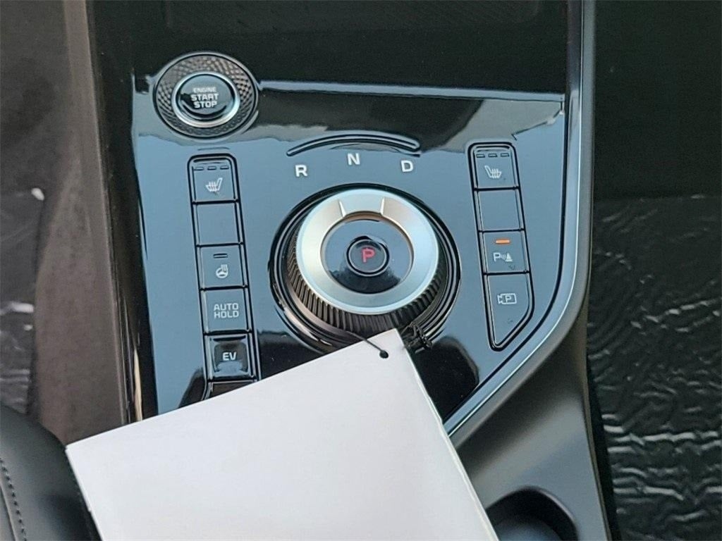 2025 Kia Niro Plug-In Hybrid EX