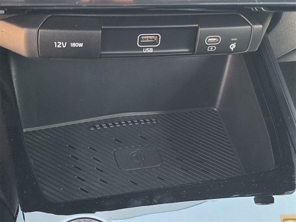 2025 Kia Niro Plug-In Hybrid EX