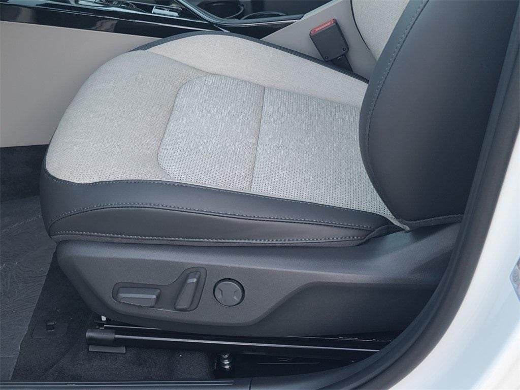 2025 Kia Niro EV Wave