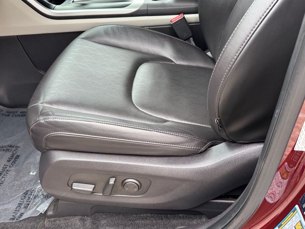 2023 Kia Carnival LX