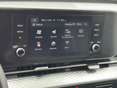 2023 Kia Carnival LX