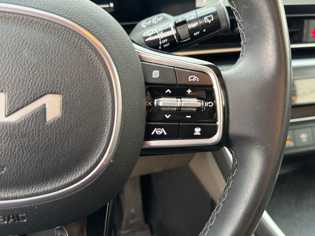 2025 Kia Carnival LXS