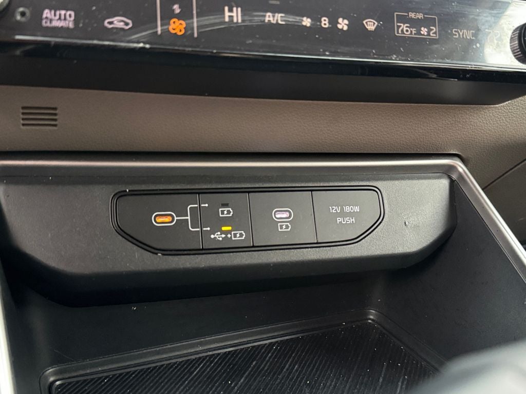 2025 Kia Carnival LXS