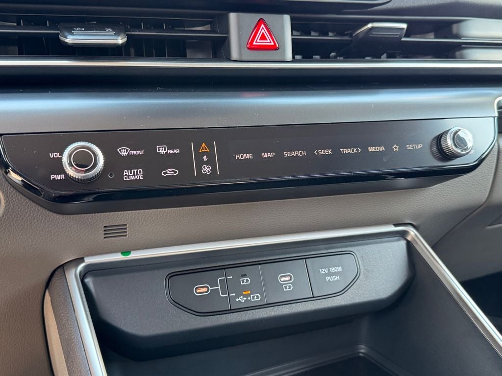 2026 Kia Carnival Hybrid LXS