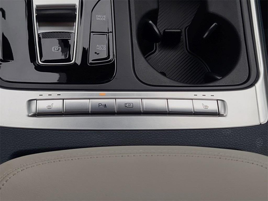 2026 Kia Carnival Hybrid EX