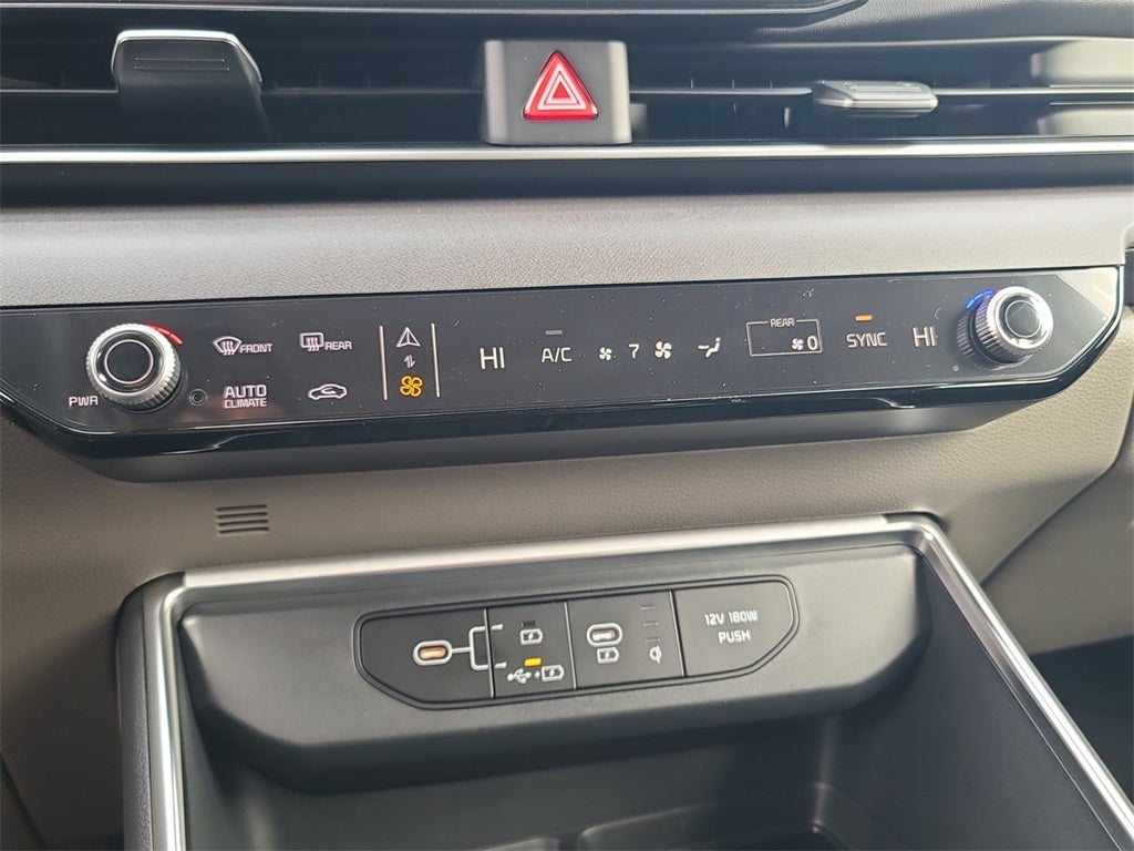 2026 Kia Carnival SX