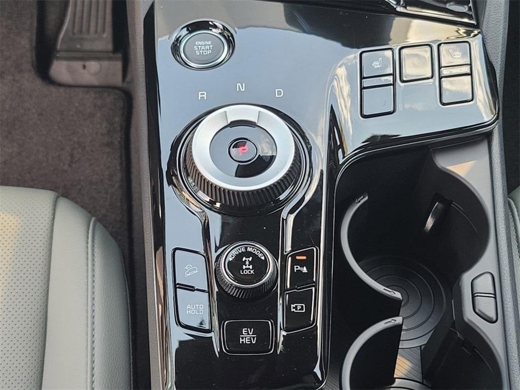 2025 Kia Sportage Plug-In Hybrid X-Line