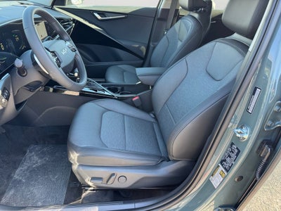 2026 Kia Niro SX