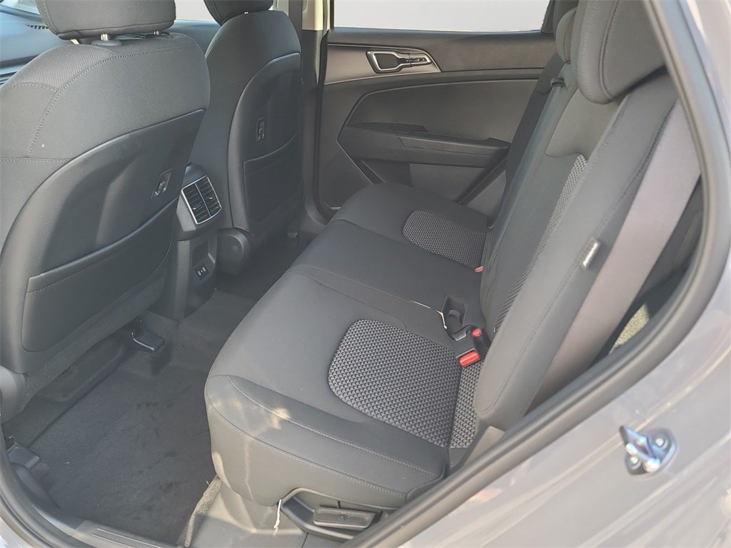 2026 Kia Sportage Hybrid S